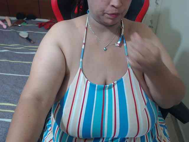 CamilaSexHot webcam