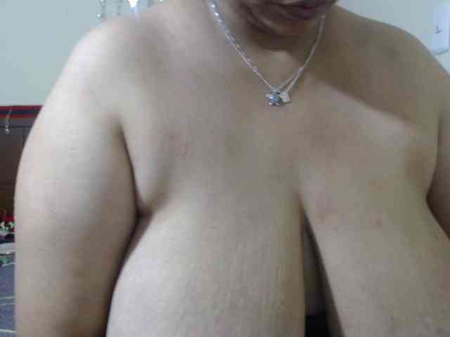 CamilaSexHot webcam