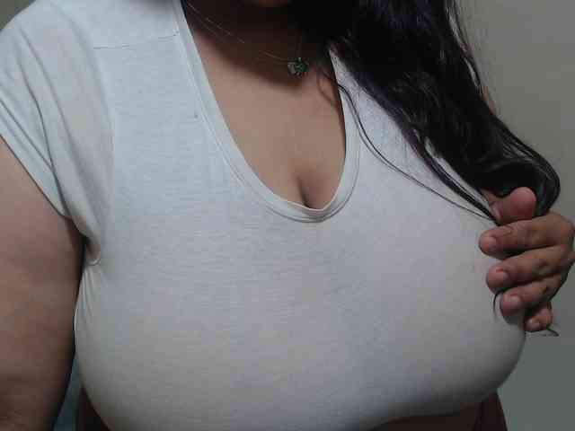 CamilaSexHot webcam