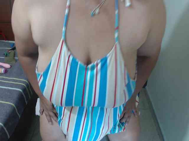 CamilaSexHot webcam