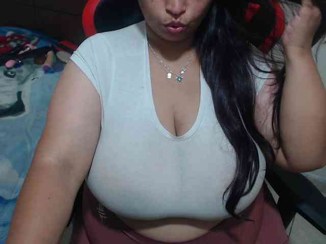 CamilaSexHot webcam