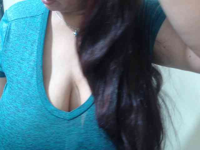 CamilaSexHot webcam