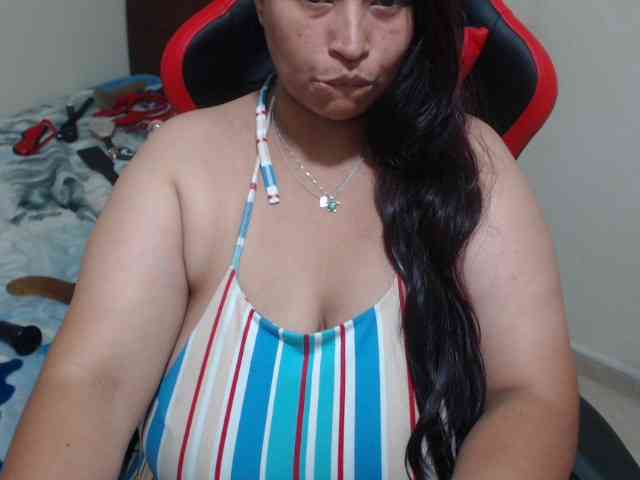 CamilaSexHot webcam