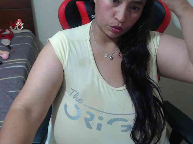 CamilaSexHot webcam