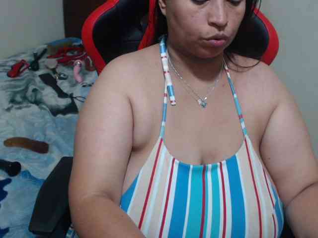 CamilaSexHot webcam