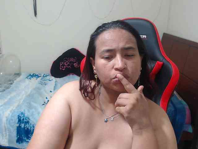 CamilaSexHot webcam