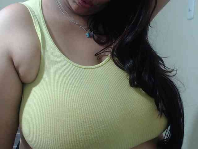 CamilaSexHot webcam
