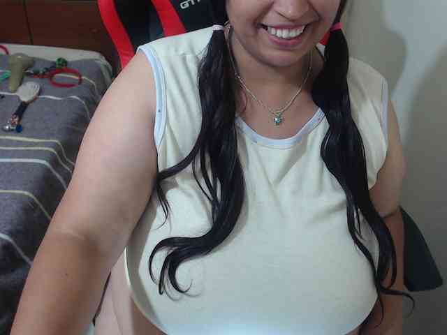 CamilaSexHot webcam