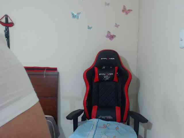 CamilaSexHot webcam