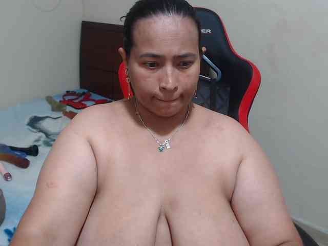 CamilaSexHot webcam