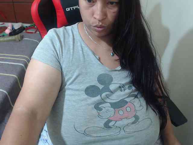 CamilaSexHot webcam