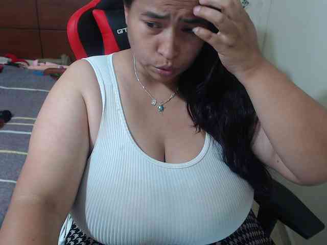 CamilaSexHot webcam