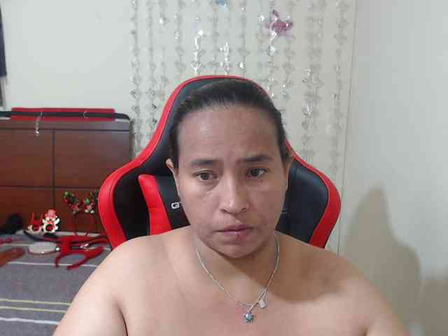 CamilaSexHot webcam