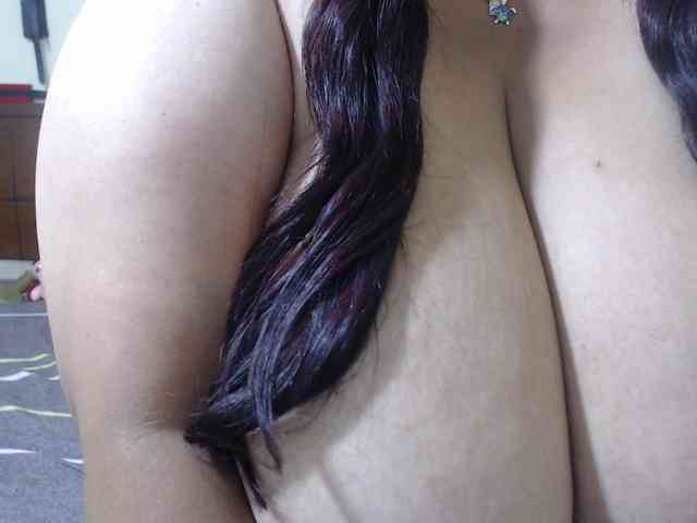 CamilaSexHot webcam