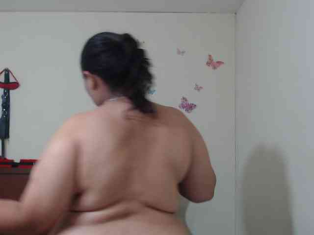 CamilaSexHot webcam