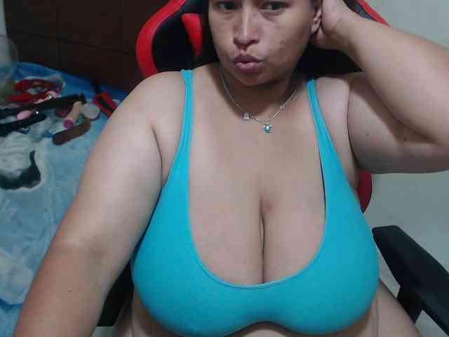 CamilaSexHot webcam