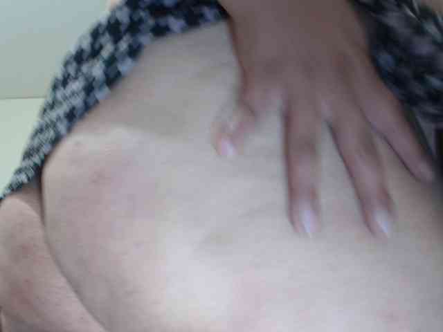 CamilaSexHot webcam