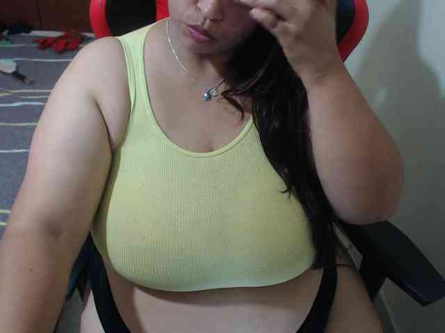 CamilaSexHot webcam