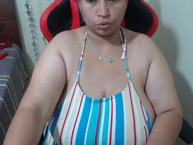 CamilaSexHot webcam
