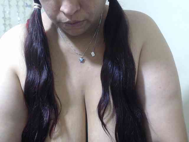 CamilaSexHot webcam