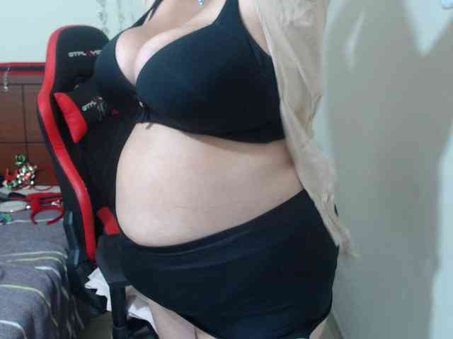 CamilaSexHot webcam