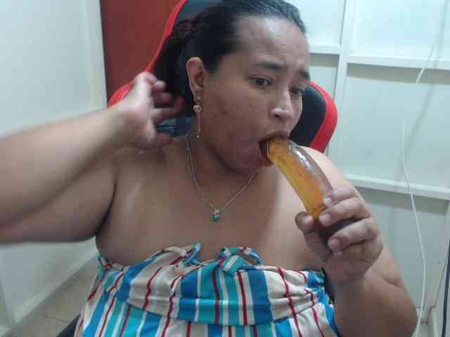 CamilaSexHot webcam