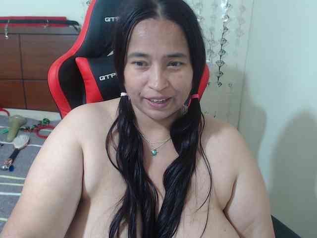 CamilaSexHot webcam