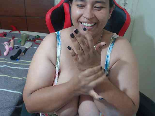 CamilaSexHot webcam