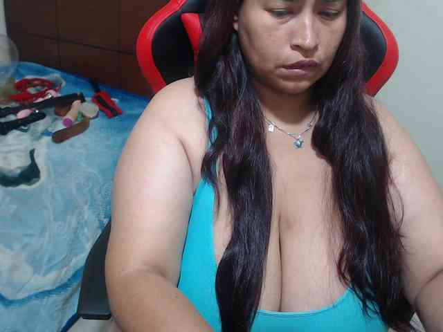CamilaSexHot webcam