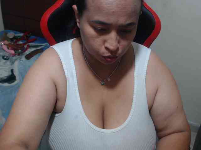 camilasexhot's live room