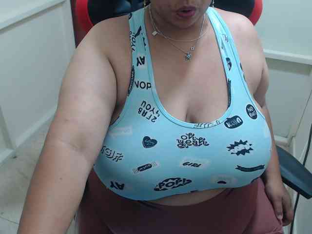 CamilaSexHot webcam