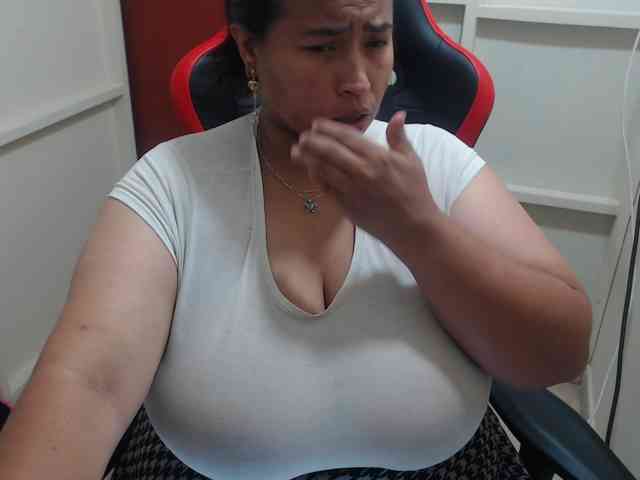 CamilaSexHot webcam