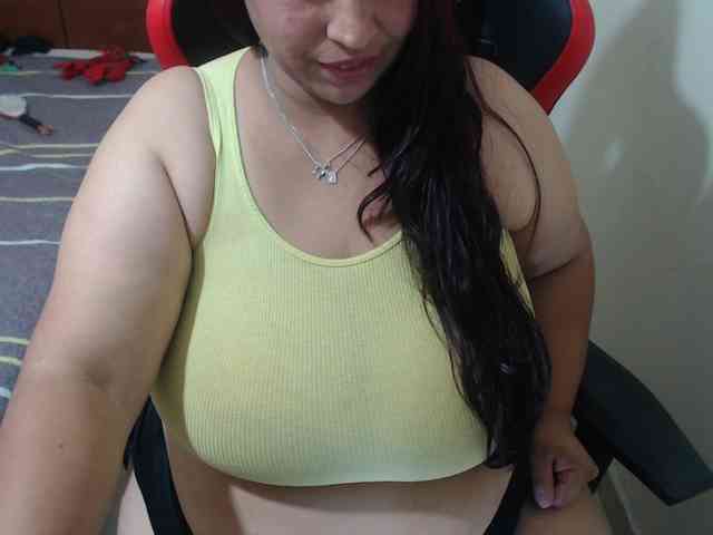 CamilaSexHot webcam