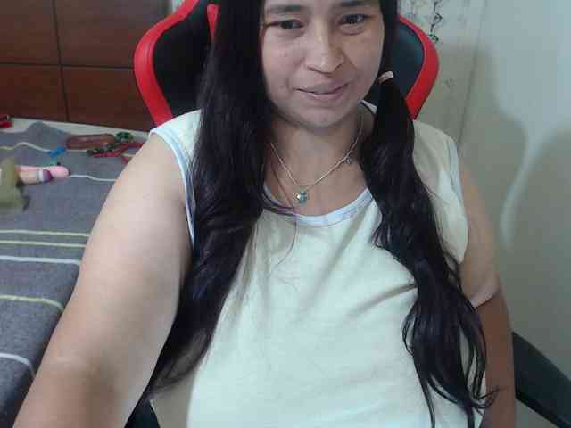 CamilaSexHot webcam