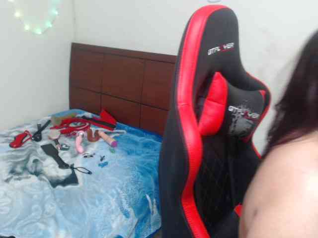 CamilaSexHot webcam