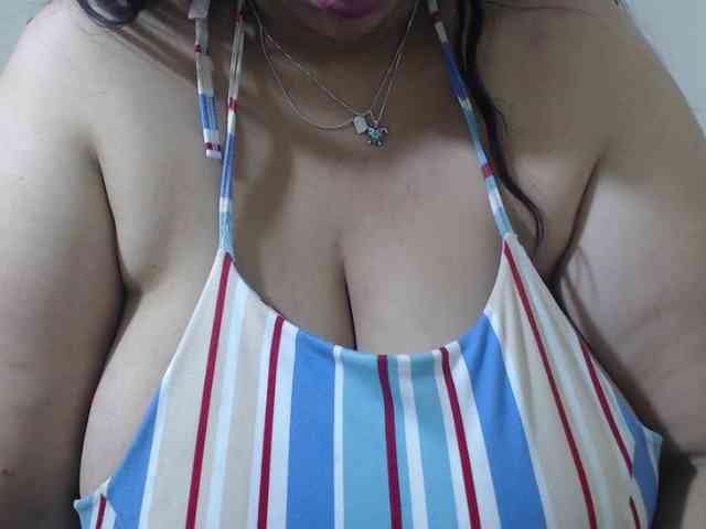 CamilaSexHot webcam