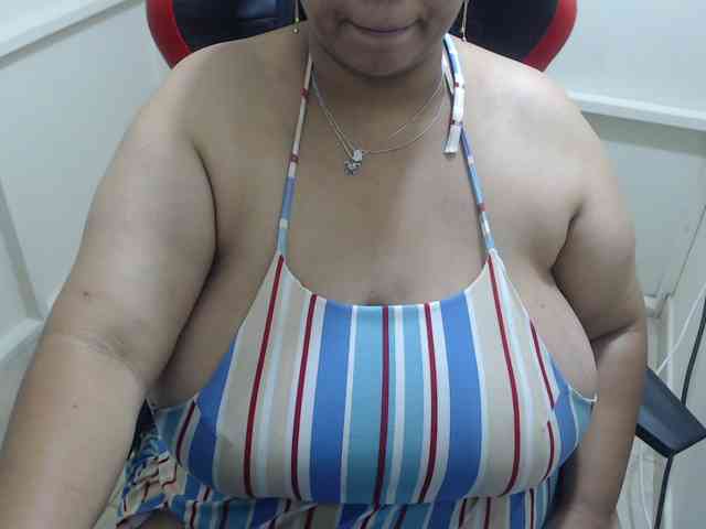CamilaSexHot webcam