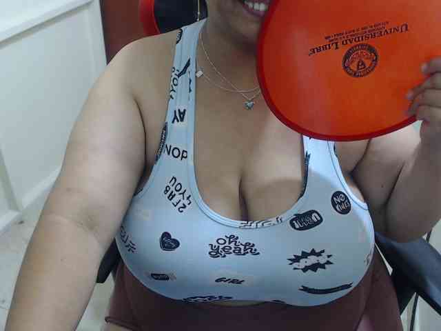 CamilaSexHot webcam