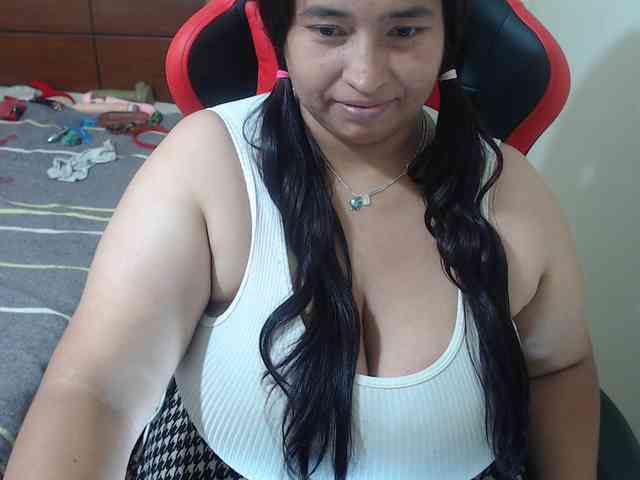 CamilaSexHot webcam