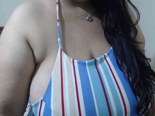 CamilaSexHot webcam