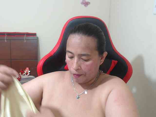 CamilaSexHot webcam