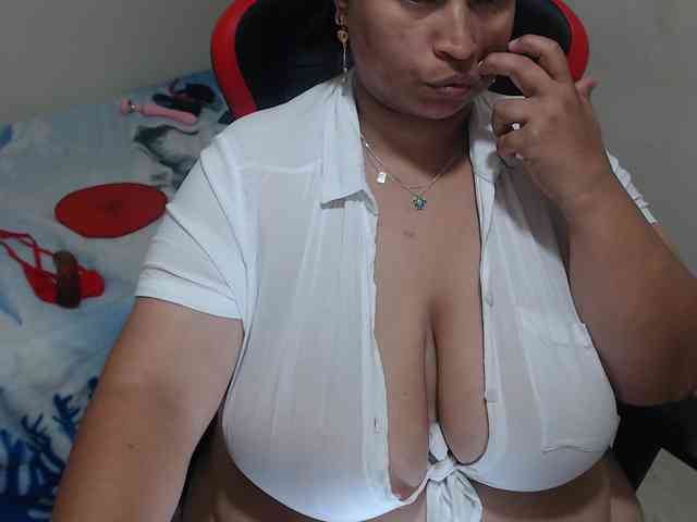 CamilaSexHot webcam