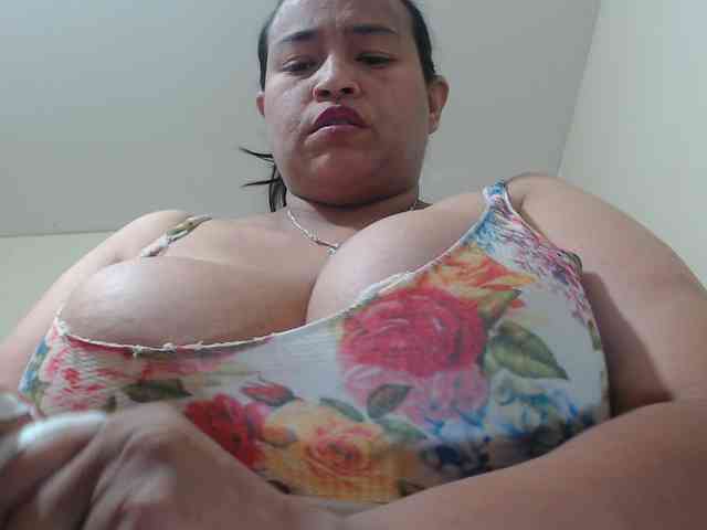 CamilaSexHot webcam