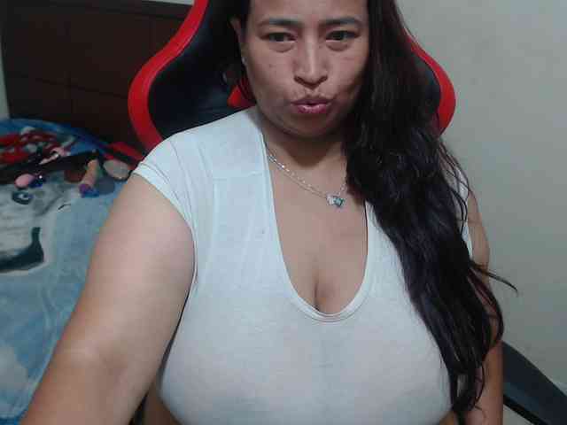 CamilaSexHot webcam