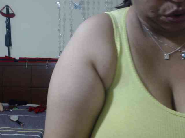 CamilaSexHot webcam