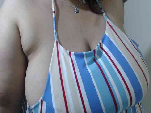 CamilaSexHot webcam