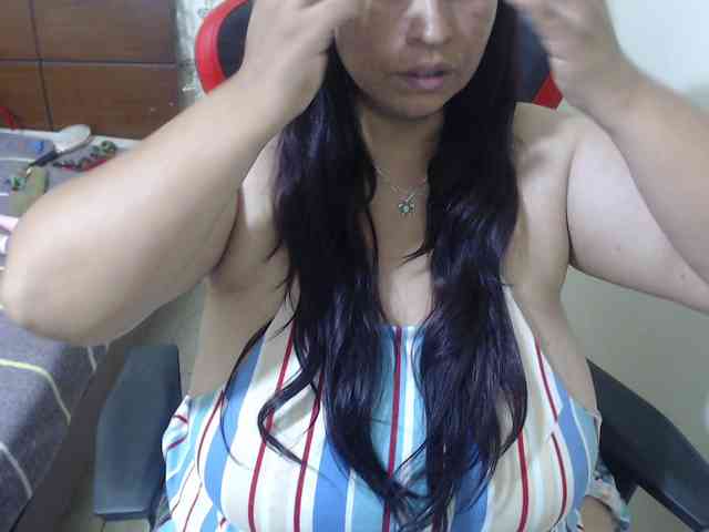 CamilaSexHot webcam