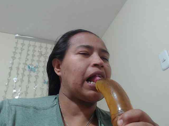 CamilaSexHot webcam