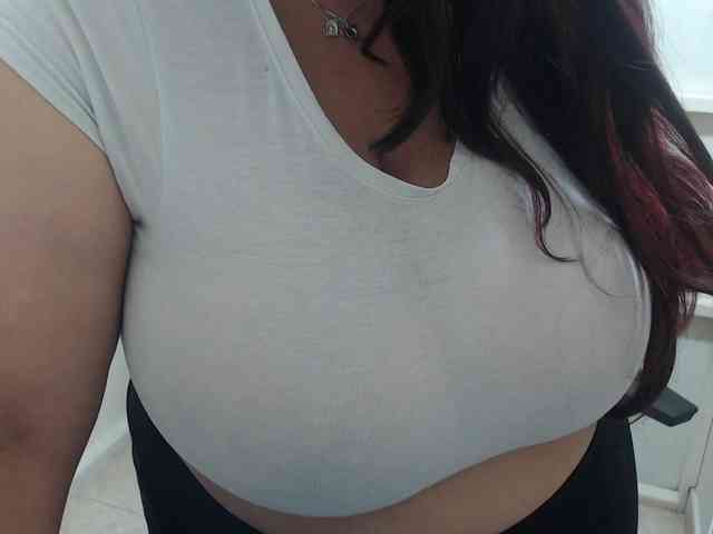 CamilaSexHot webcam