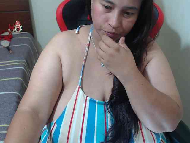 CamilaSexHot webcam